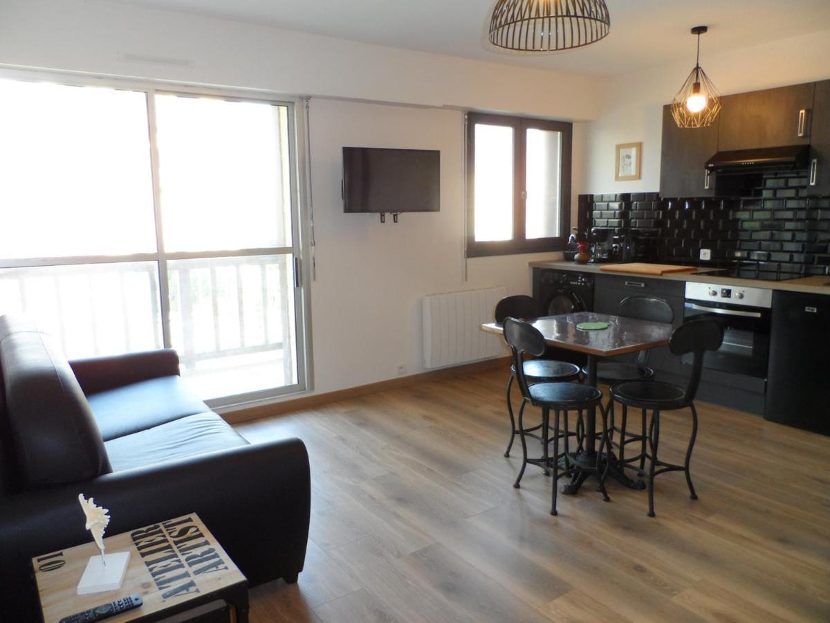 Appartement Confortable 2P Proche Plage Avec Parking Et Internet A Cabourg - Fr-1-487-302 Zewnętrze zdjęcie