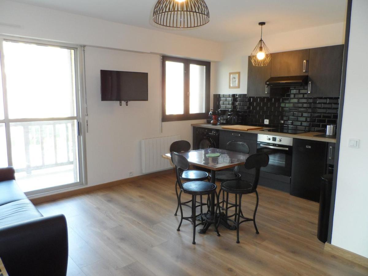 Appartement Confortable 2P Proche Plage Avec Parking Et Internet A Cabourg - Fr-1-487-302 Zewnętrze zdjęcie